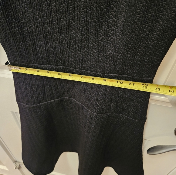 Club Monaco Textured Fit & Flare Regan Dress - Picture 7 of 8